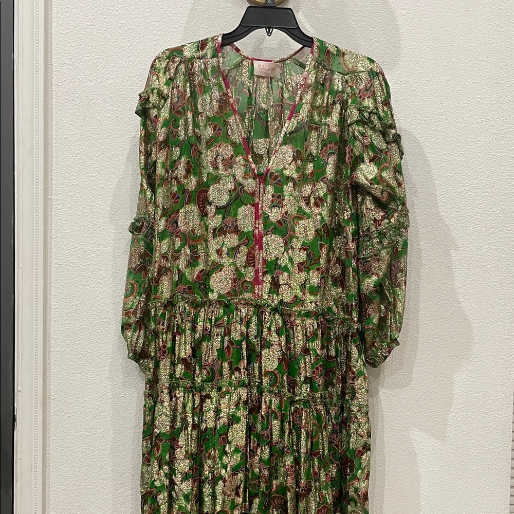 Chic Floral Long Sleeve Dress in Green